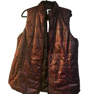 Chico’s reversible Zenergy Vest. Size 2( US 12/14) spiced Bordeaux and Black